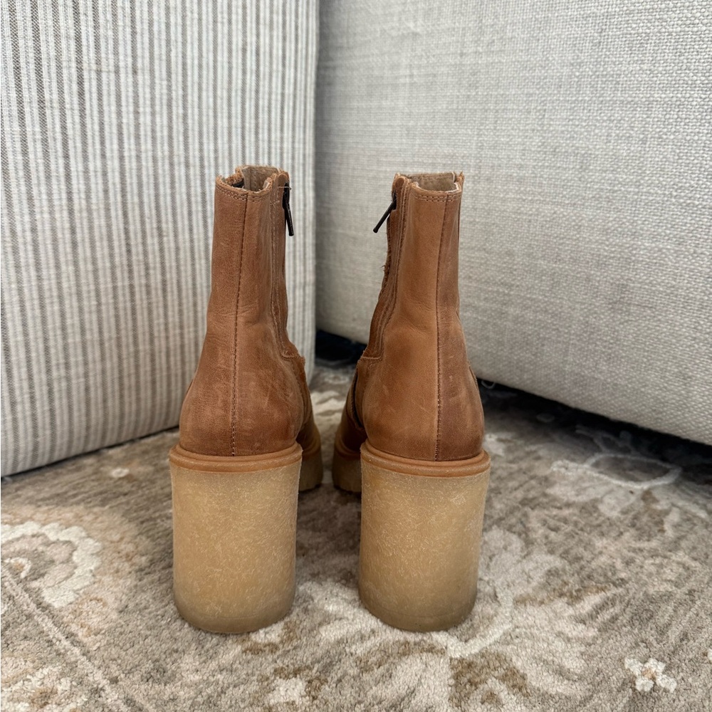 James Chelsea Boot - Picture 4 of 6